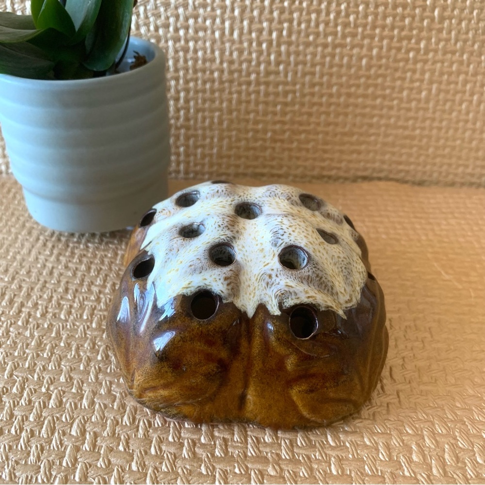 VTG Van Briggle Flower Frog Art Nouveau
